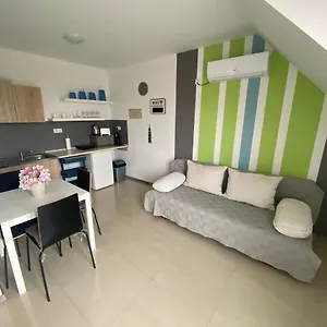 https://lexi-family-apartman.hotels-hajduszoboszlo-hungary.com