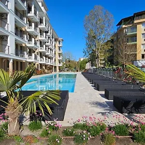  Aparthotel Emilia Romana Park